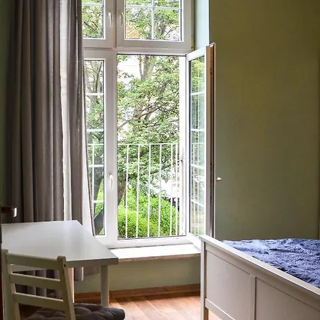 Apartment Quiet Hideaway In Center Gdansk